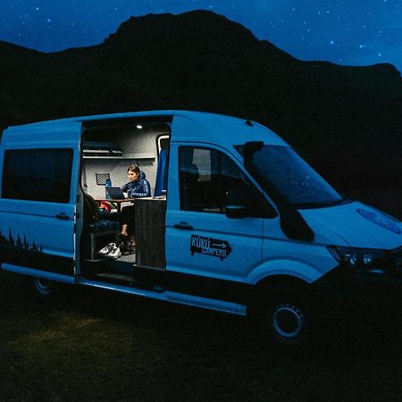 Kuku Campers - Campervans Keflavík Екстериор снимка