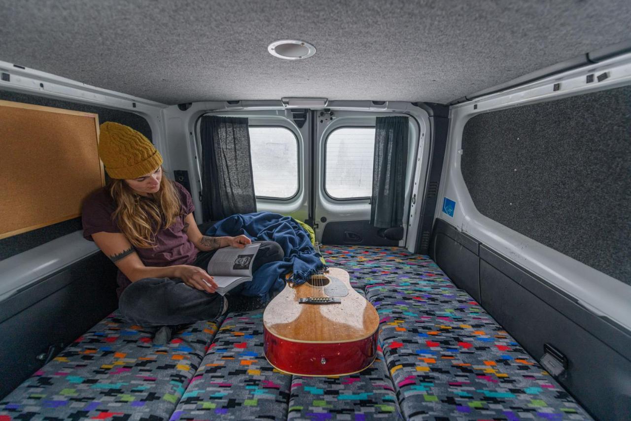 Kuku Campers - Campervans Keflavík Екстериор снимка